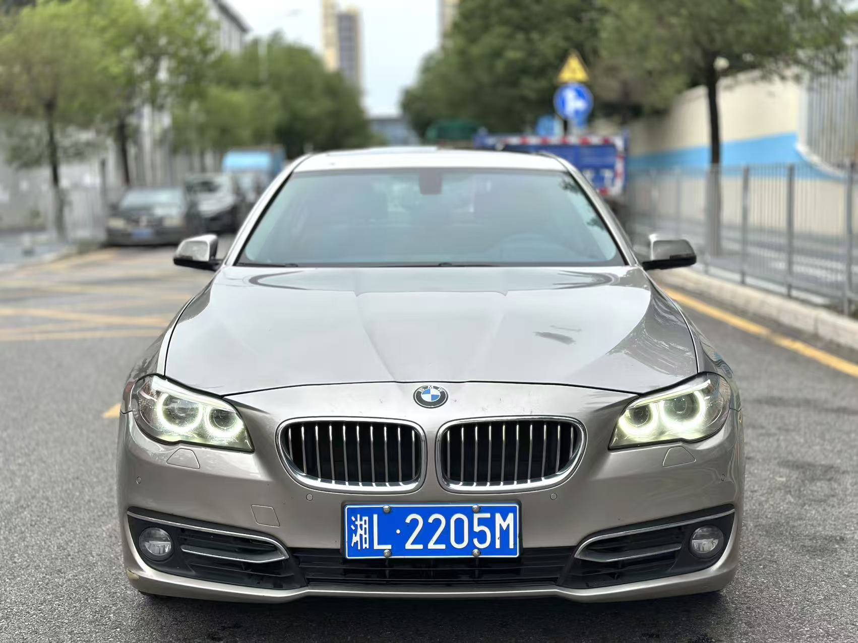 FOB Shenzhen Used 2014 BMW 5 Series 525Li Luxury Package 4-Door 5-Seater RWD Sedan | 2.0T Turbo Petrol Export Ready