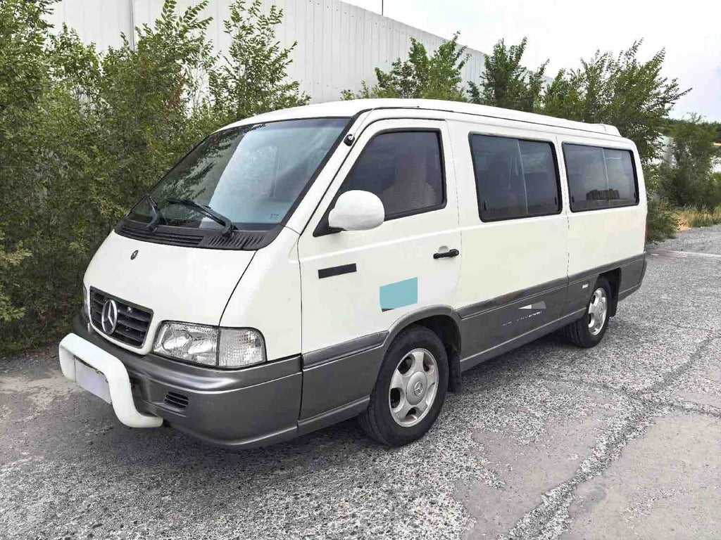 Used Huizhong Istana 2.3L Manual 15-Seater Minibus | 2011 Registration, Petrol, FOB Shenzhen