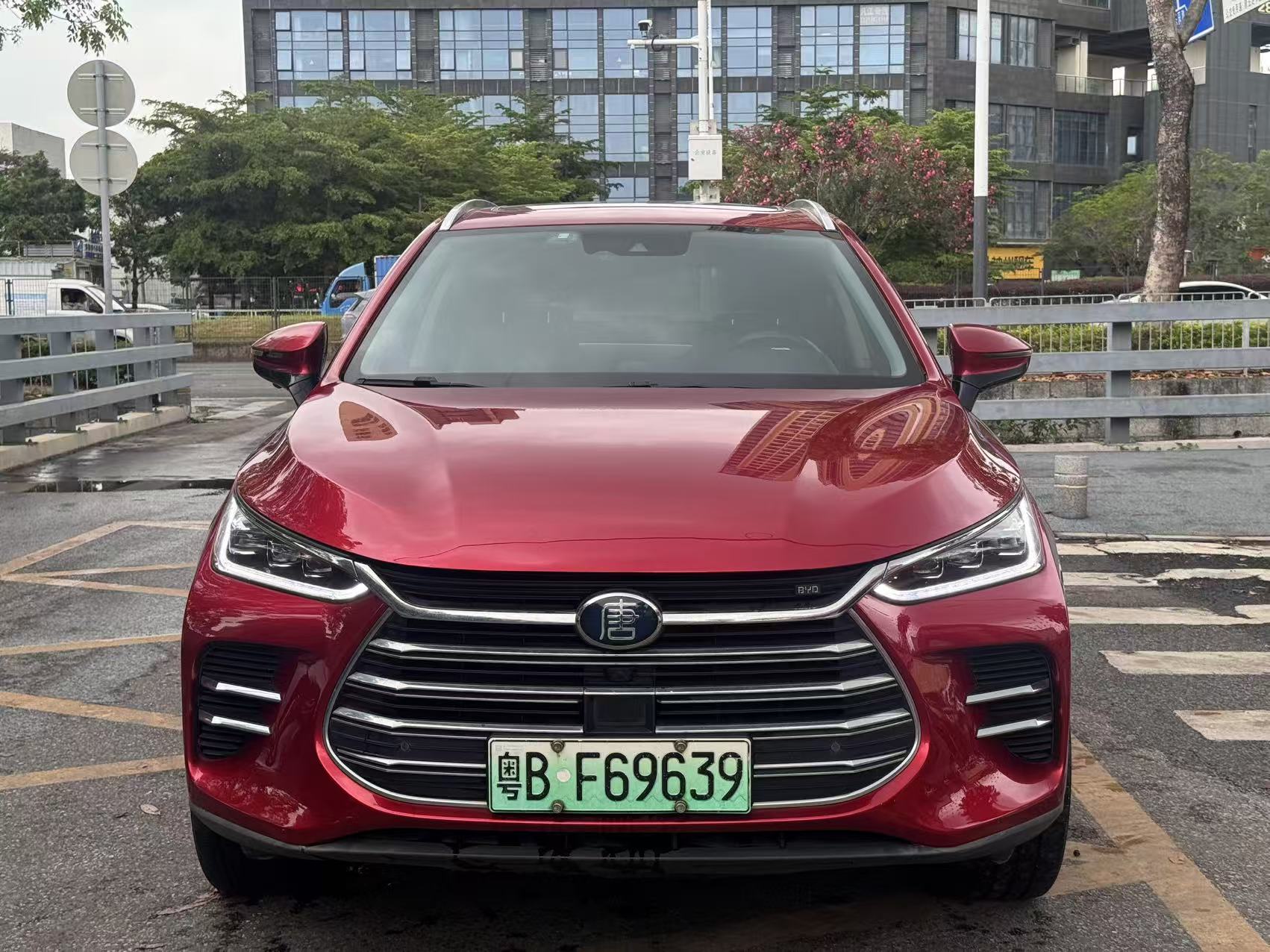 FOB Shenzhen Used 2018 BYD Tang New Energy DM 2.0T AWD Smart Connect 7-Seater SUV PHEV 81KM EV Range National V Export Ready