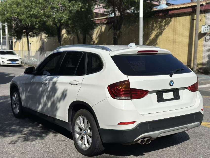 Used 2014 BMW X1 sDrive18i Leading Edition | LHD Petrol 2.0T SUV For Export, White