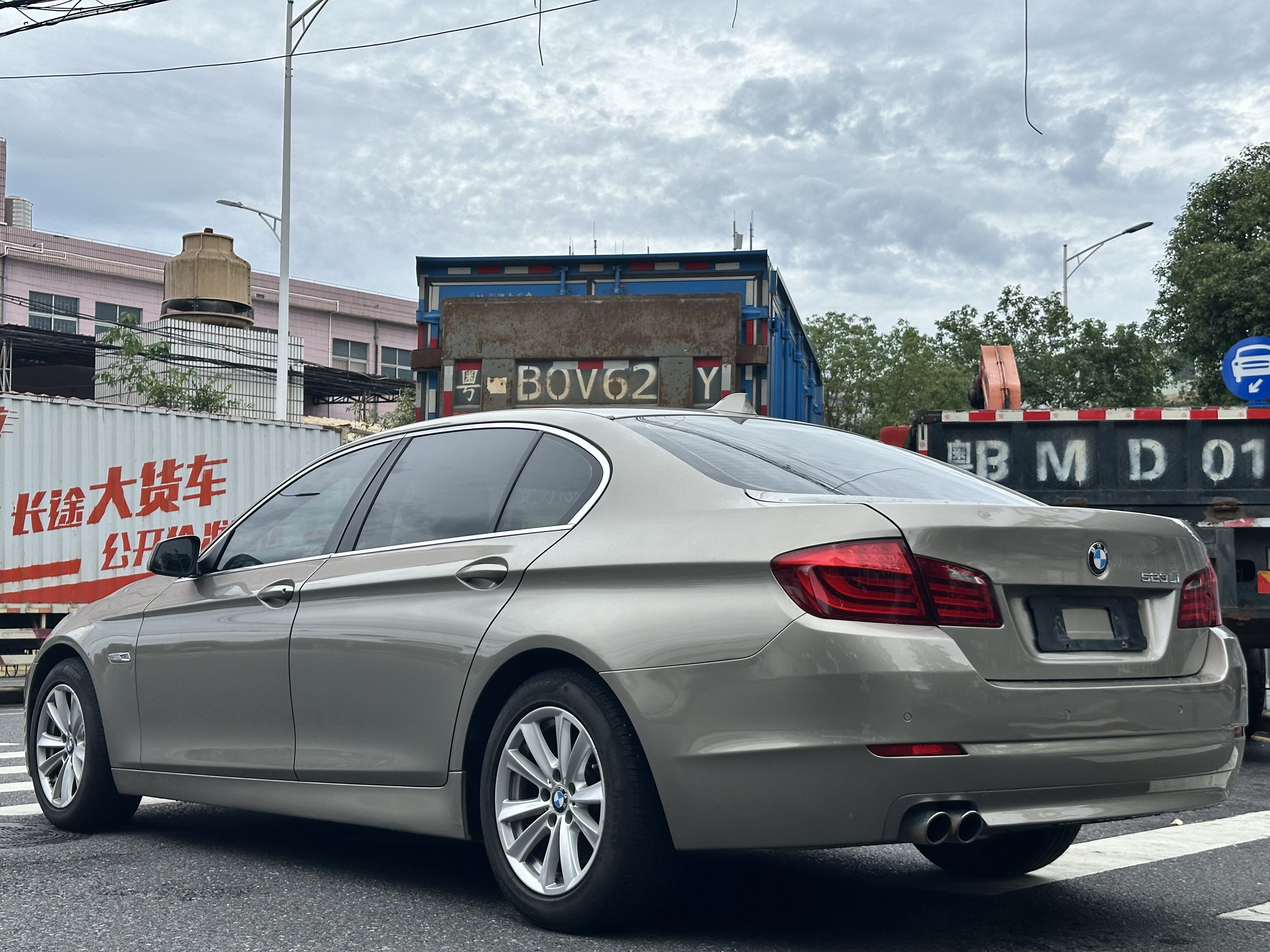 FOB Shenzhen Used 2011 BMW 5 Series 520Li Elegant 4-Door 5-Seater RWD Luxury Sedan | 2.5L Petrol Euro 4 Export Ready