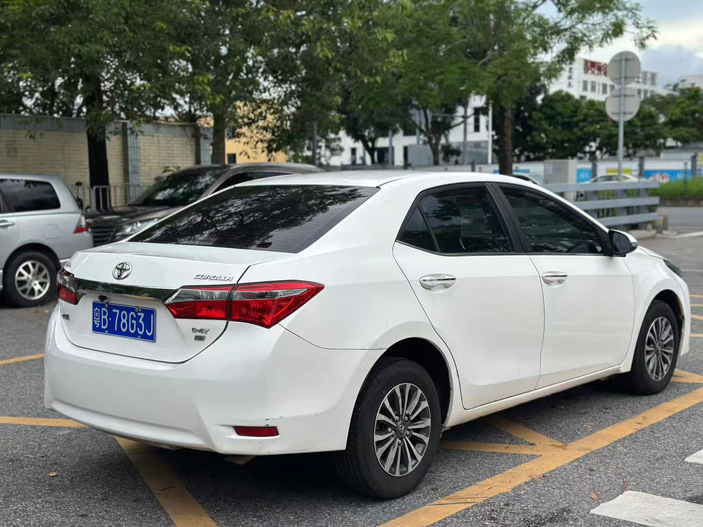 Toyota Corolla front exterior view