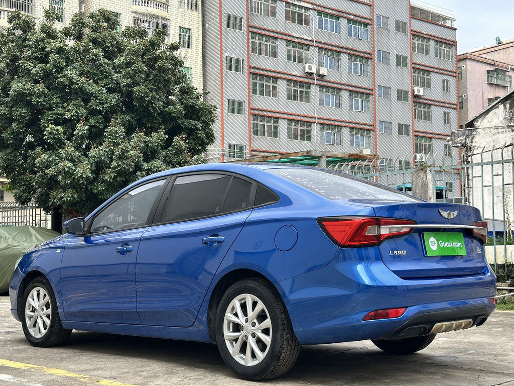 FOB Shenzhen Used 2019 Roewe i5 1.5L Auto 4G Internet Luxury Sedan 4-Door 5-Seater FWD National VI Emission Low Mileage Export Car