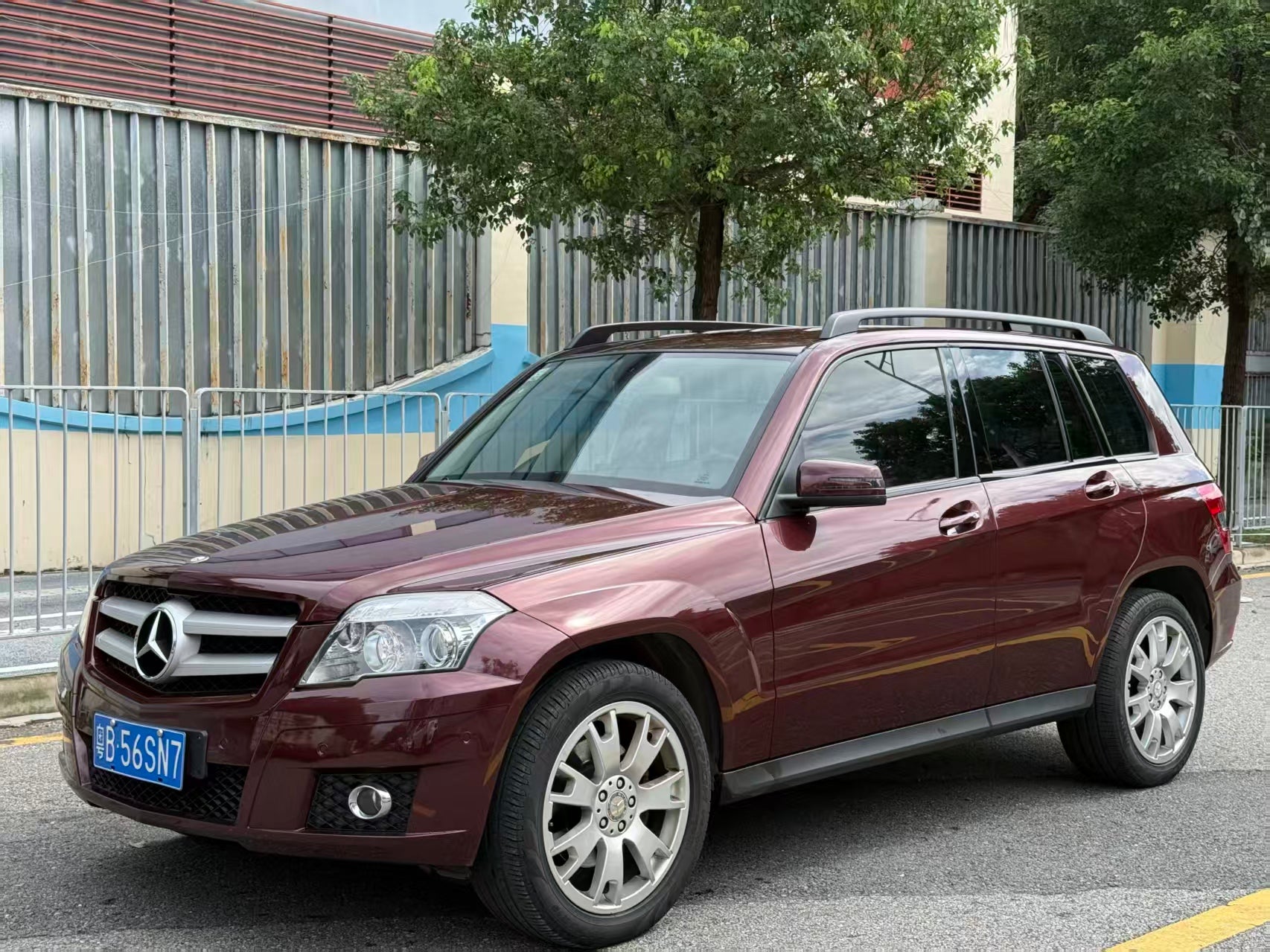Used Mercedes-Benz GLK 300 4MATIC 2011, 3.0L AWD Mid-size Luxury SUV, LHD Petrol For Export