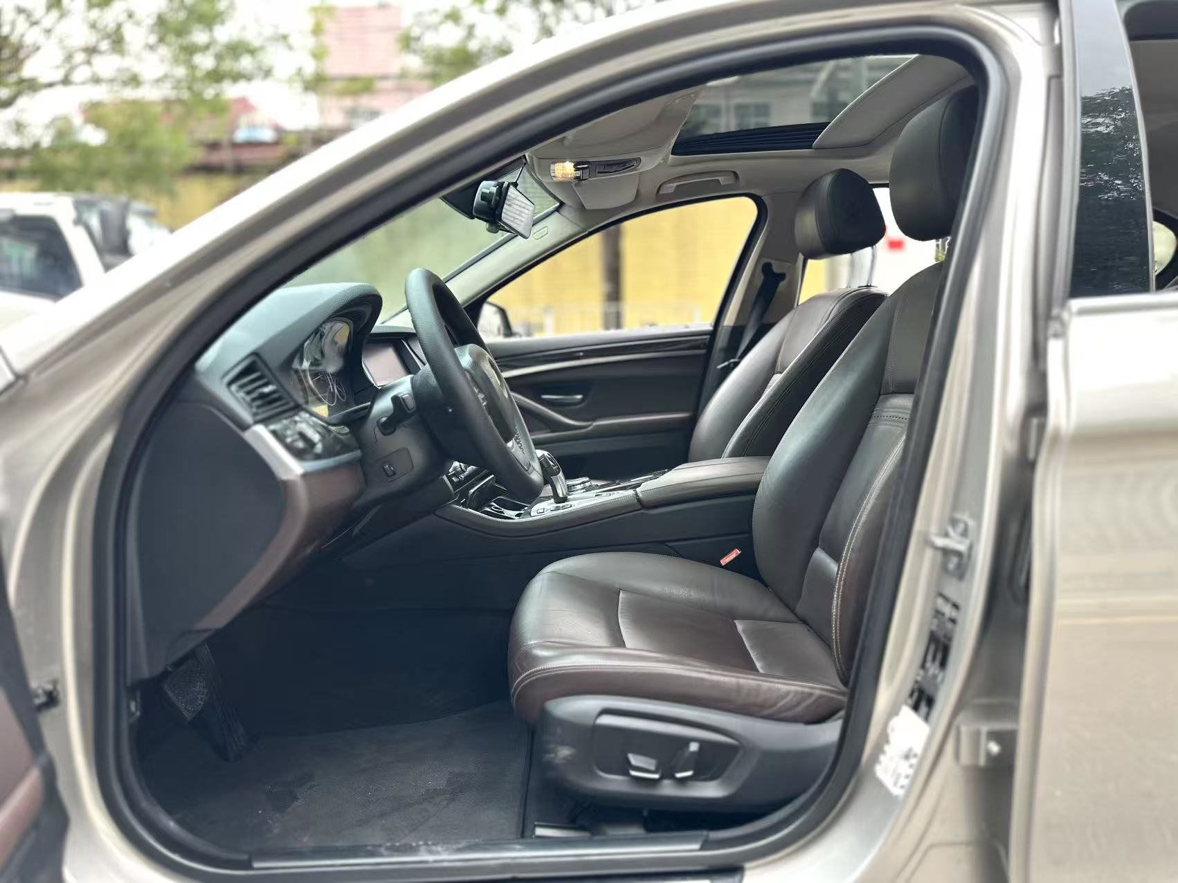 FOB Shenzhen Used 2014 BMW 5 Series 525Li Luxury Package 4-Door 5-Seater RWD Sedan | 2.0T Turbo Petrol Export Ready