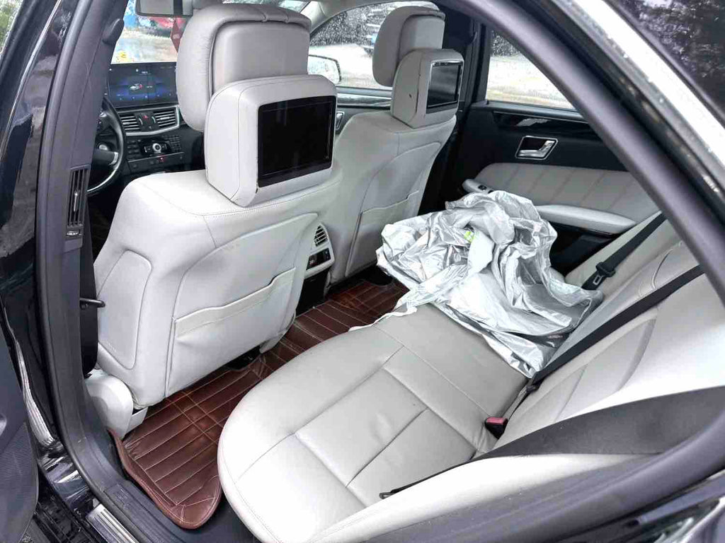 Used 2010 Mercedes-Benz E-Class E300 3.0L Luxury Automatic Sedan, Euro 4, Petrol, FOB Shenzhen For Export