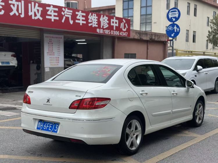 FOB Shenzhen Used 2013 Peugeot 408 Comfort 2.0L Manual 4-Door 5-Seater FWD Compact Sedan National IV Emission Export Ready