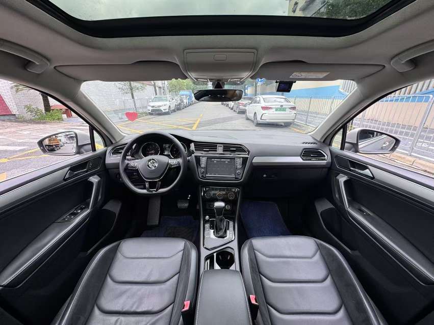 Used 2017 Volkswagen Tiguan L 330TSI Automatic 2WD Flagship | 1.8T Petrol SUV, 97,000km, 5-Seater Family SUV