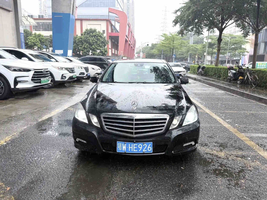Used 2010 Mercedes-Benz E-Class E300 3.0L Luxury Automatic Sedan, Euro 4, Petrol, FOB Shenzhen For Export