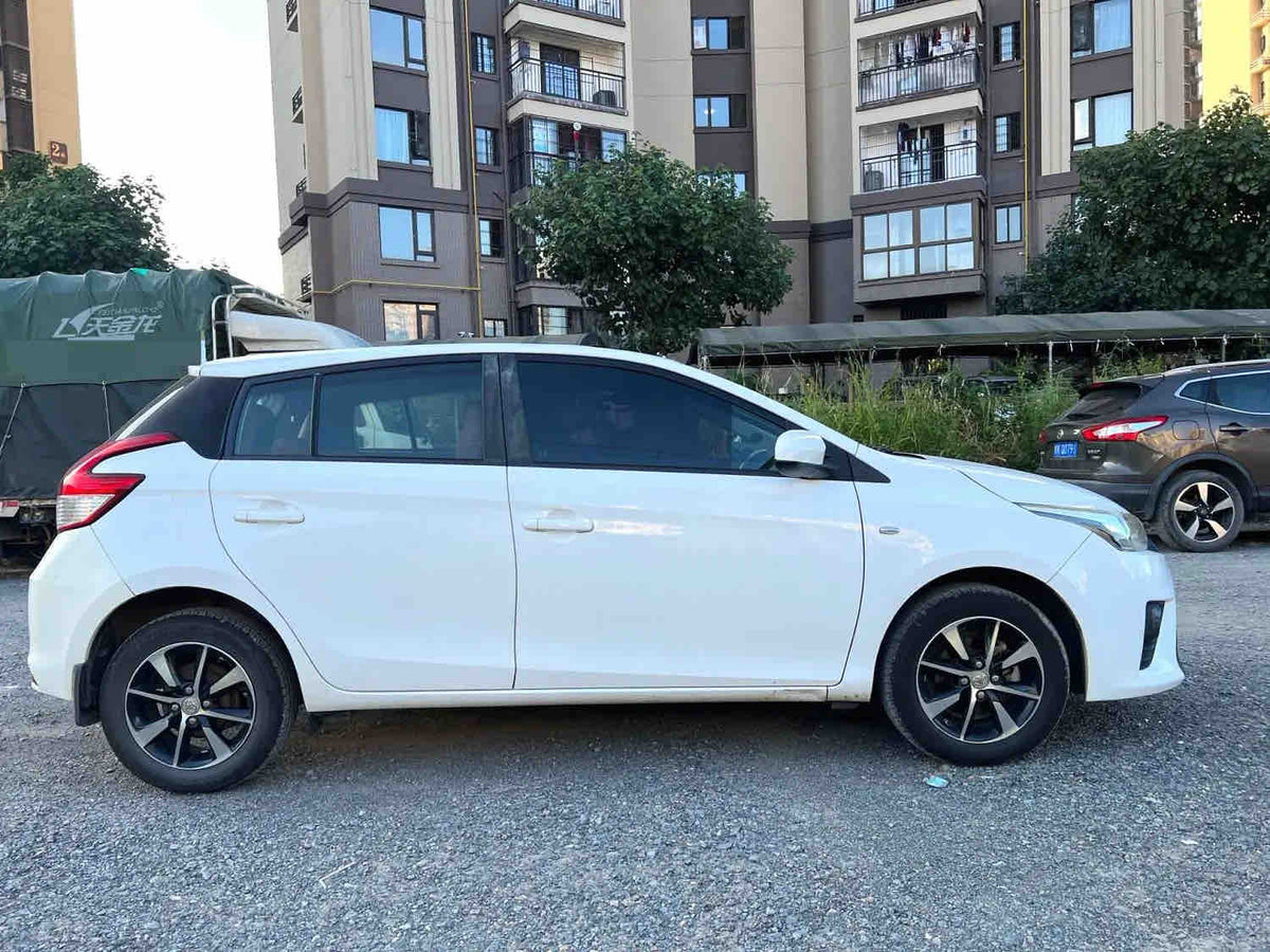 Used 2014 Toyota Yaris L Zhixuan 1.3E Manual Sedan, White, 120,000 km