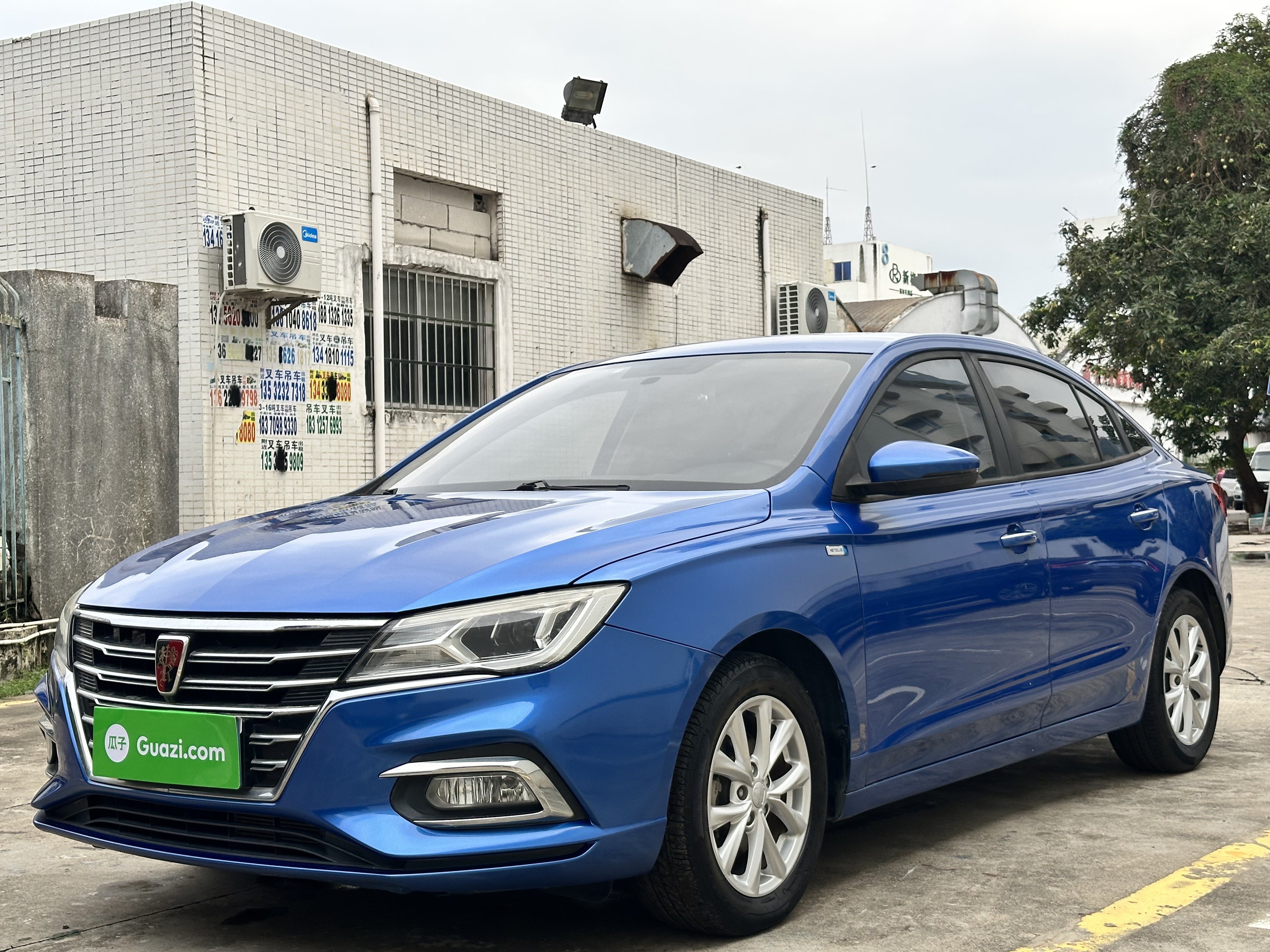 FOB Shenzhen Used 2019 Roewe i5 1.5L Auto 4G Internet Luxury Sedan 4-Door 5-Seater FWD National VI Emission Low Mileage Export Car