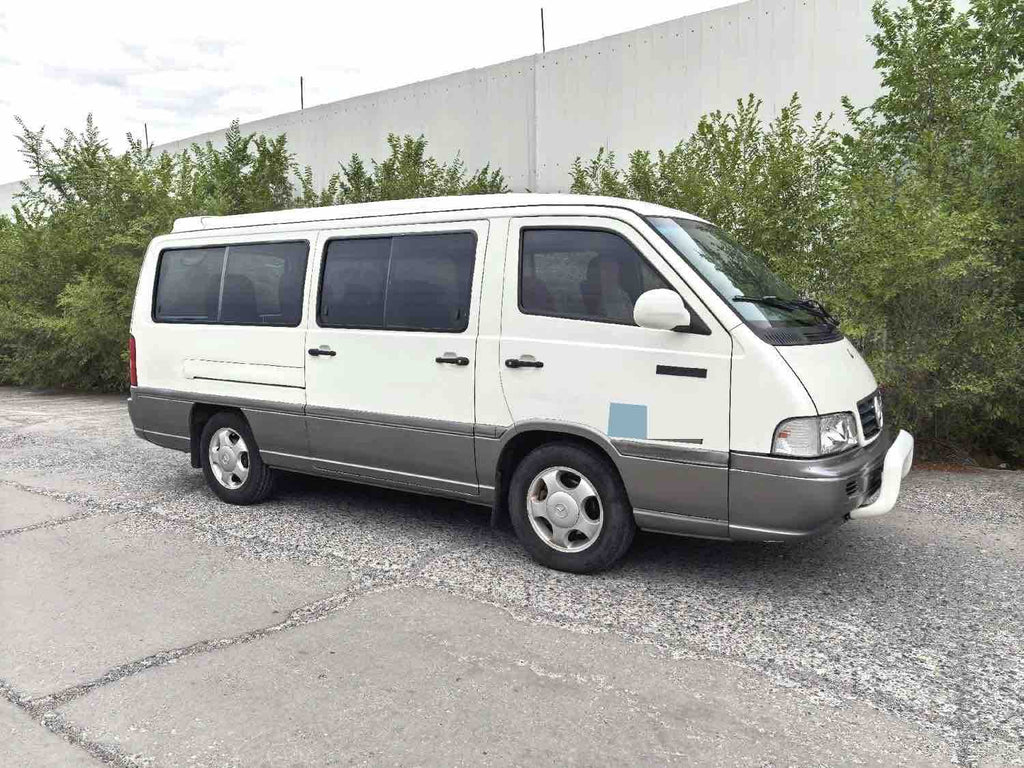 Used Huizhong Istana 2.3L Manual 15-Seater Minibus | 2011 Registration, Petrol, FOB Shenzhen