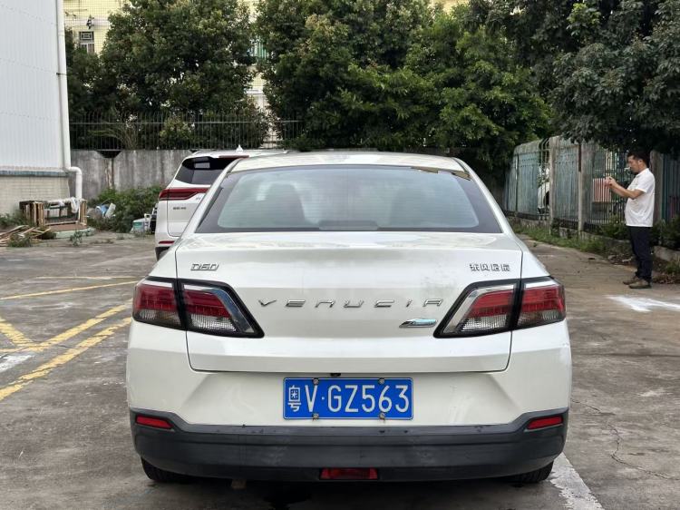 2018 Venucia D60 1.6L CVT Elite – Used Sedan Export | Shenzhen