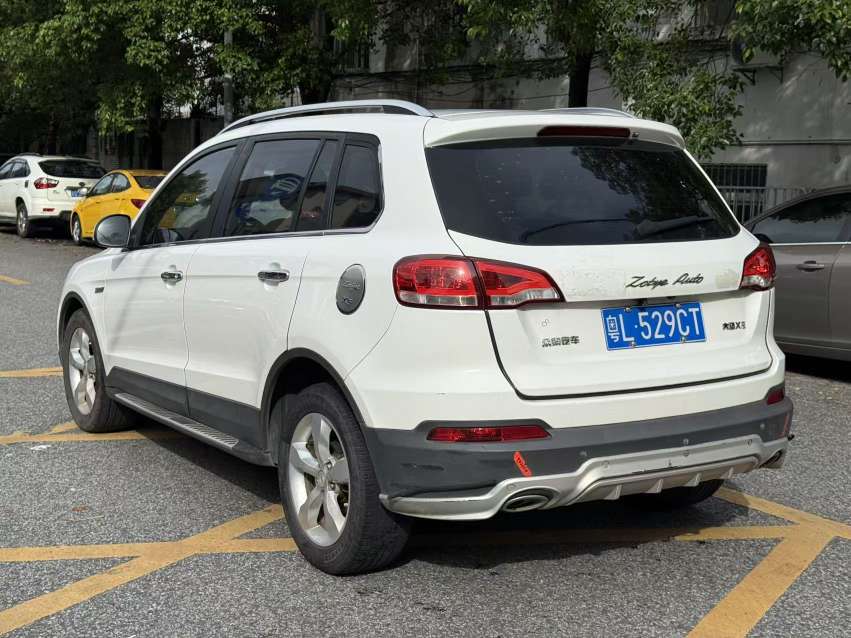 Used 2015 Zotye Domy X5 1.5T Manual Premium Compact SUV, 96,800 KM, 5-Seater Petrol SUV for Export