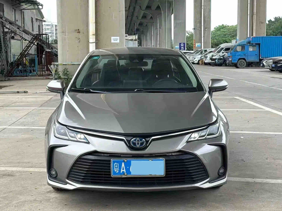 Used 2019 Toyota Corolla Dual Engine E+ 1.8L PHEV Sedan, CVT Auto, 28,000km, Grey, For Export
