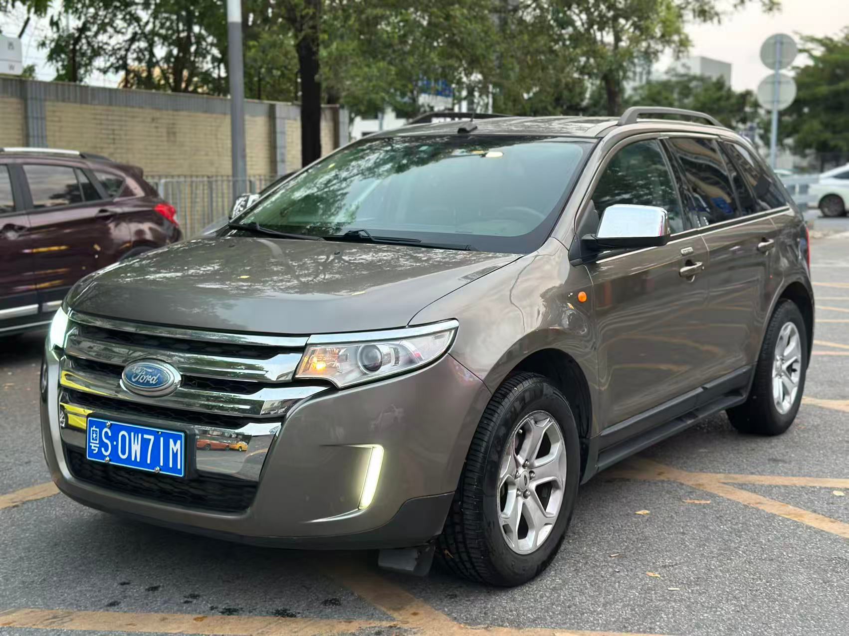 Used Imported Ford Edge 2012 2.0T Premium | 5-Seat Mid-Size Petrol SUV, FWD Automatic