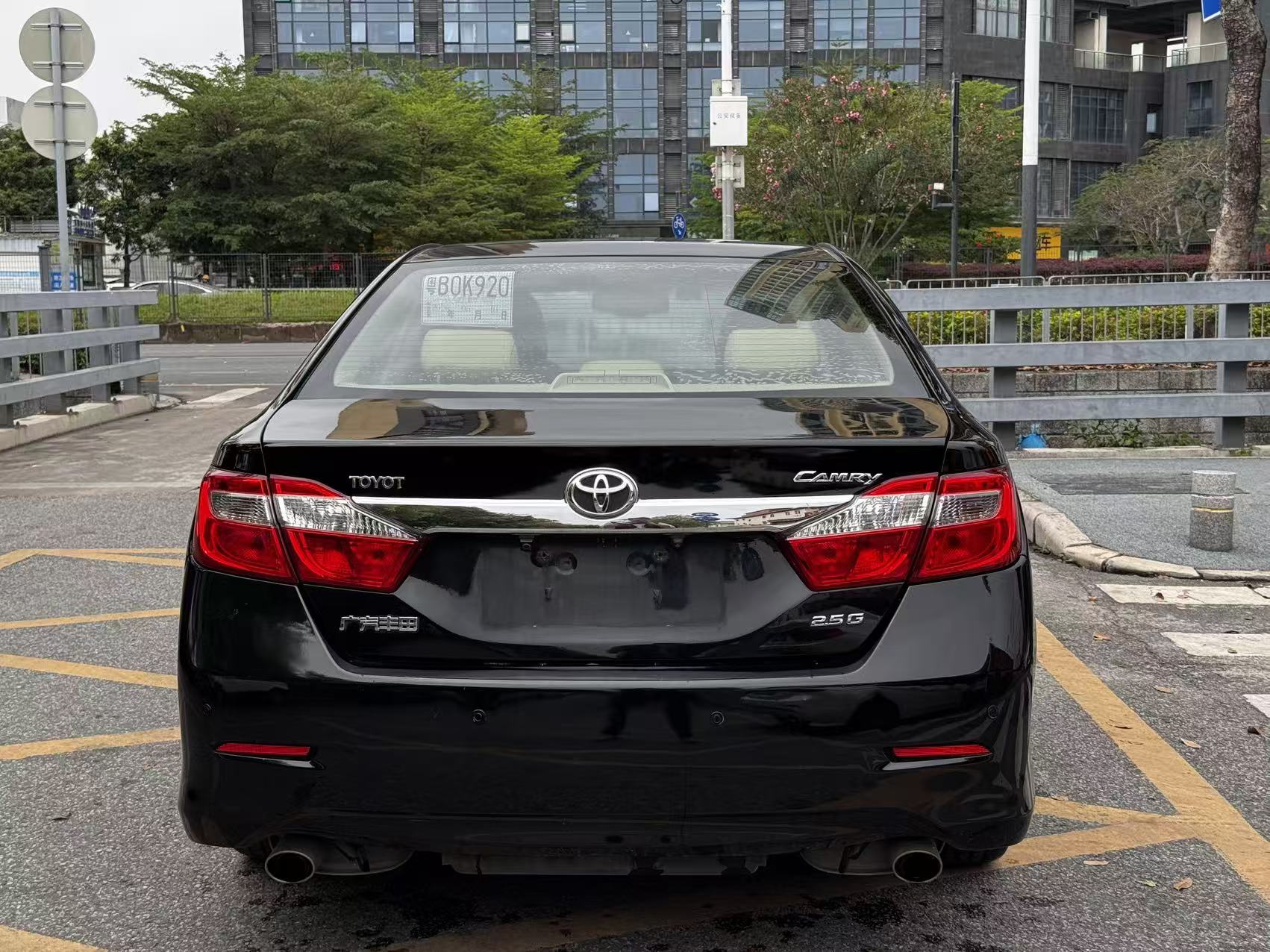 Toyota Camry 2013 side view