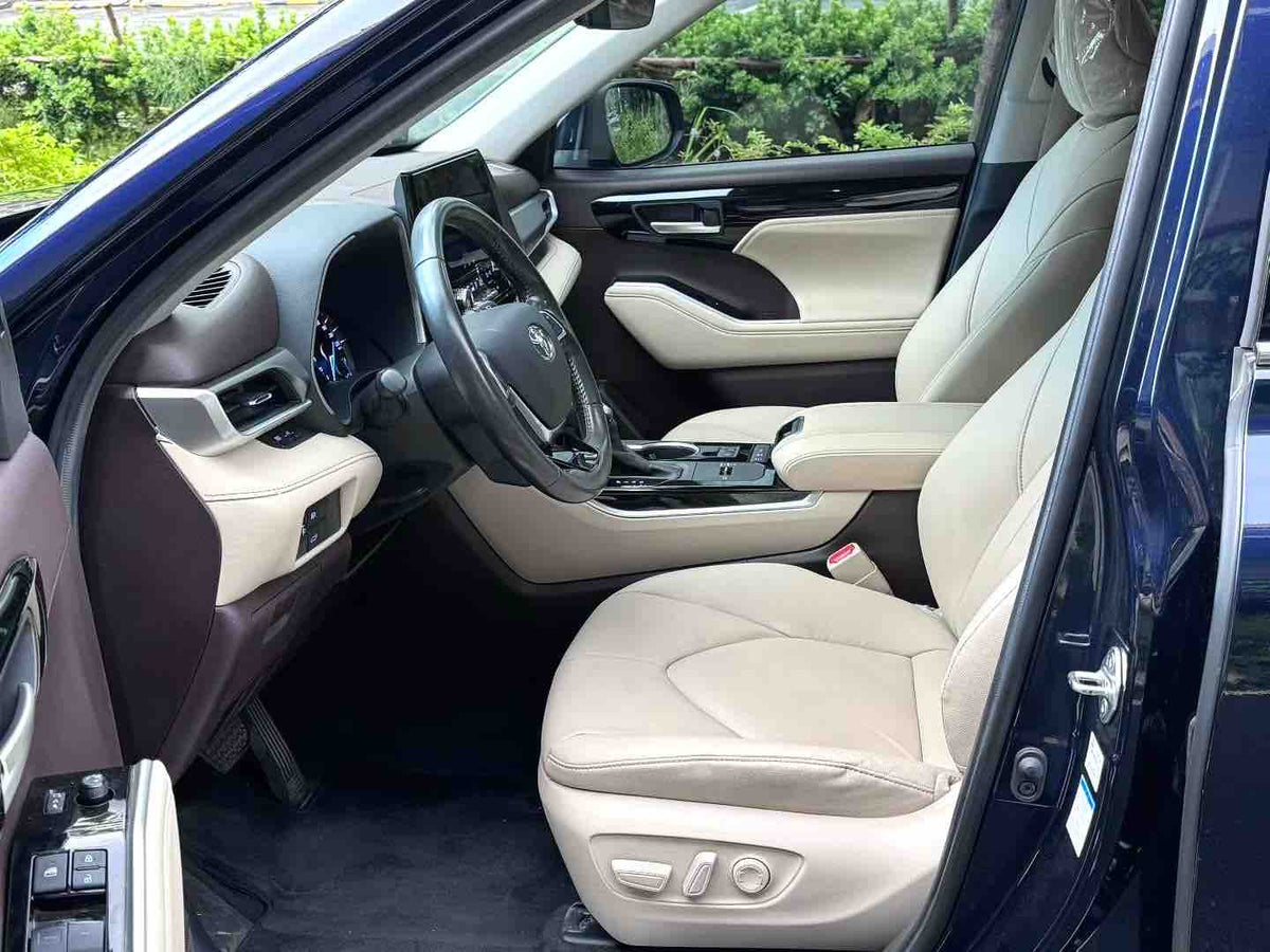 Used 2022 Toyota Highlander Hybrid 2.5L 4WD Premium 7-Seater SUV for Export