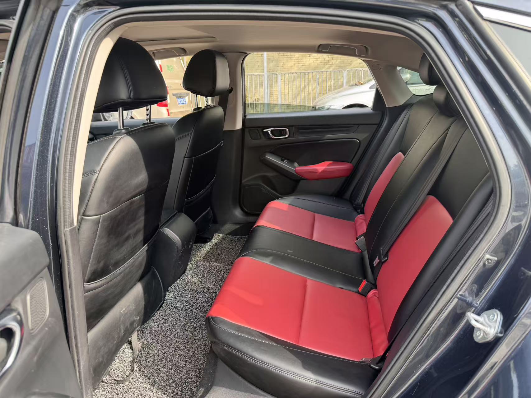 Honda Civic 2023 rear view - black