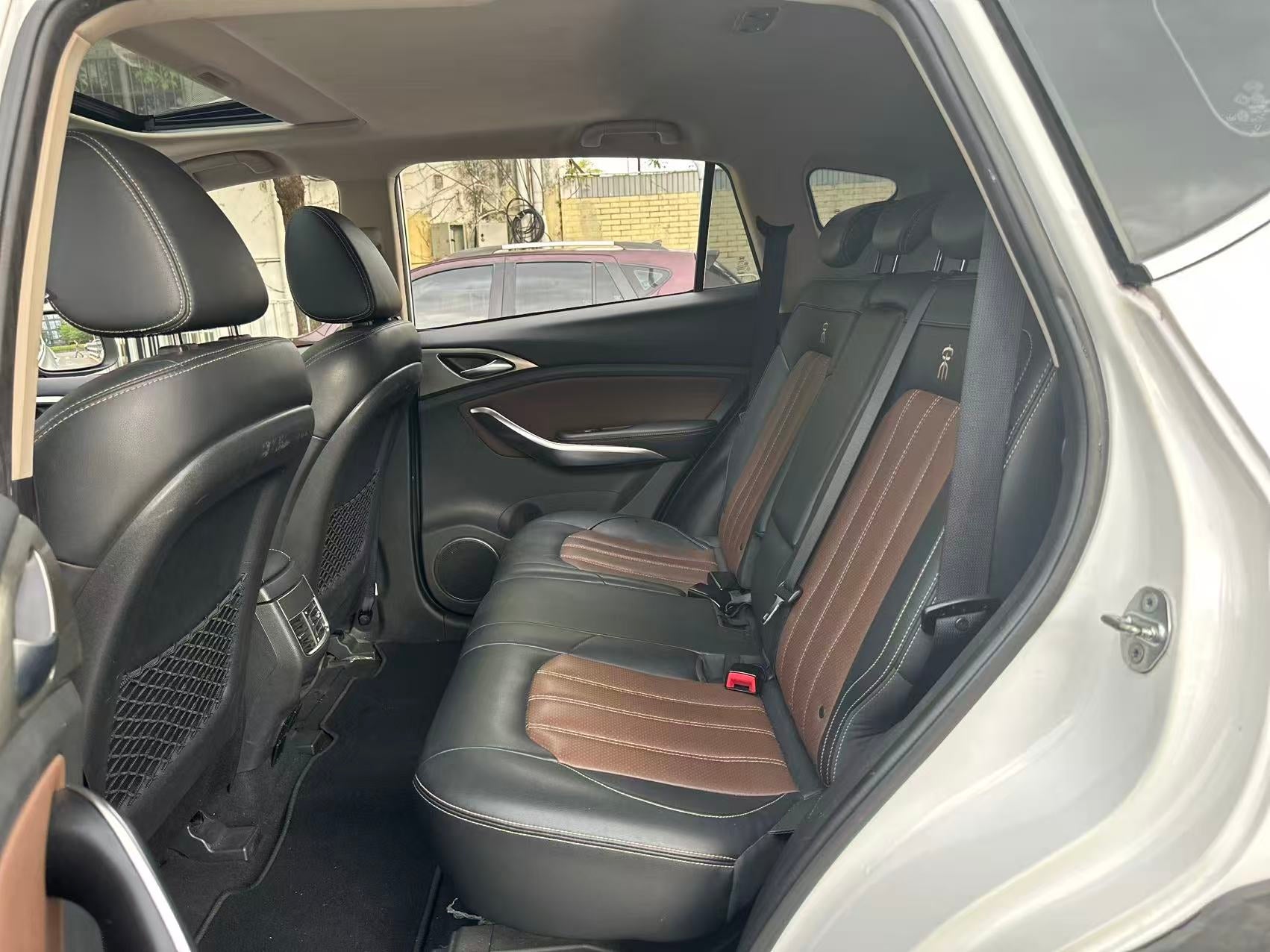 BYD Song DM 2017 - Dashboard interior