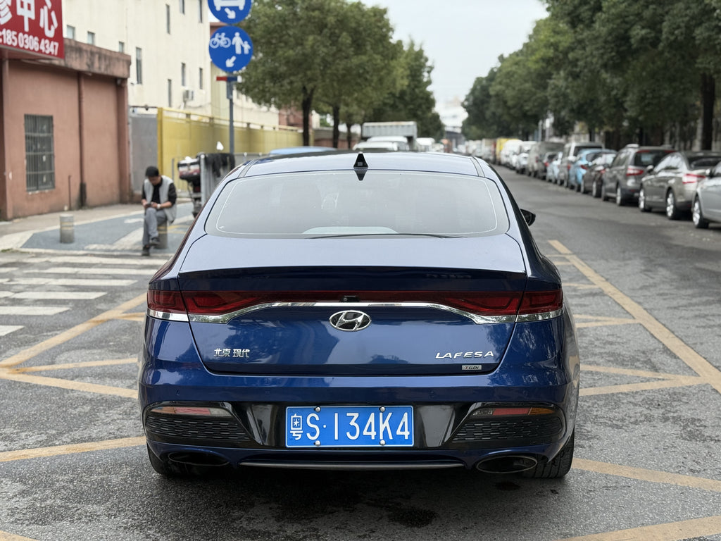 2019 Hyundai Lafesta 280TGDi Sport - Front 3/4 view, blue