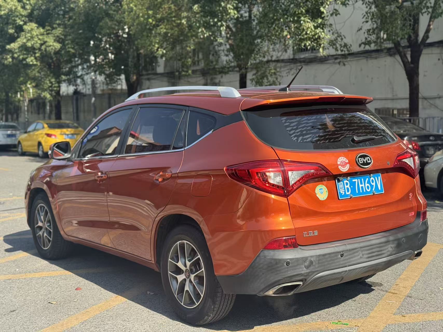 FOB Shenzhen Used 2016 BYD Song Dynasty Edition 1.5TID Wet Dual Clutch 5-Door 5-Seater FWD Compact SUV Low Mileage Export Car
