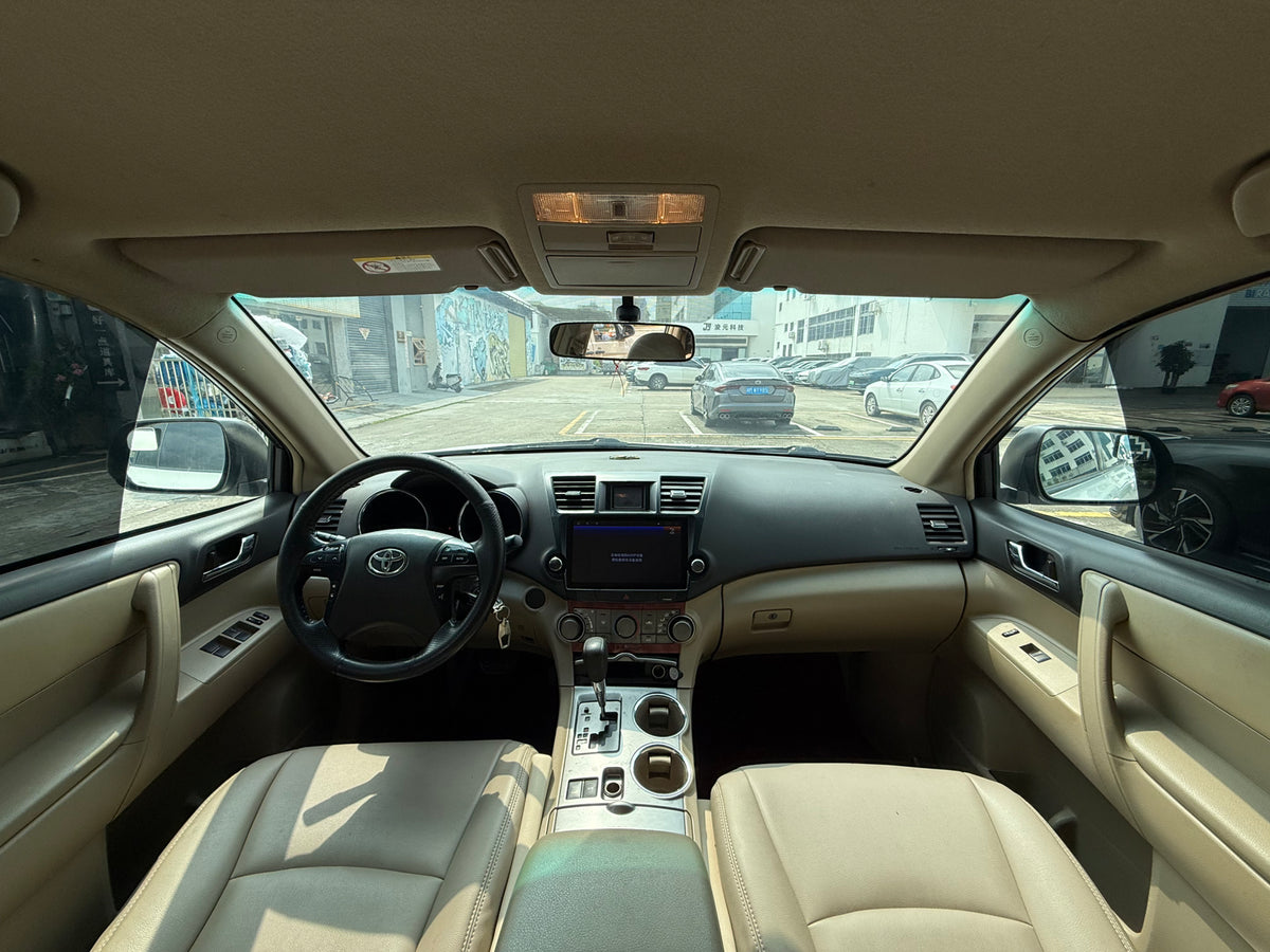 Toyota Highlander 2009 3.5L AWD 7-Seater Elite Mid-size SUV, Gasoline, 78,000km, For Export