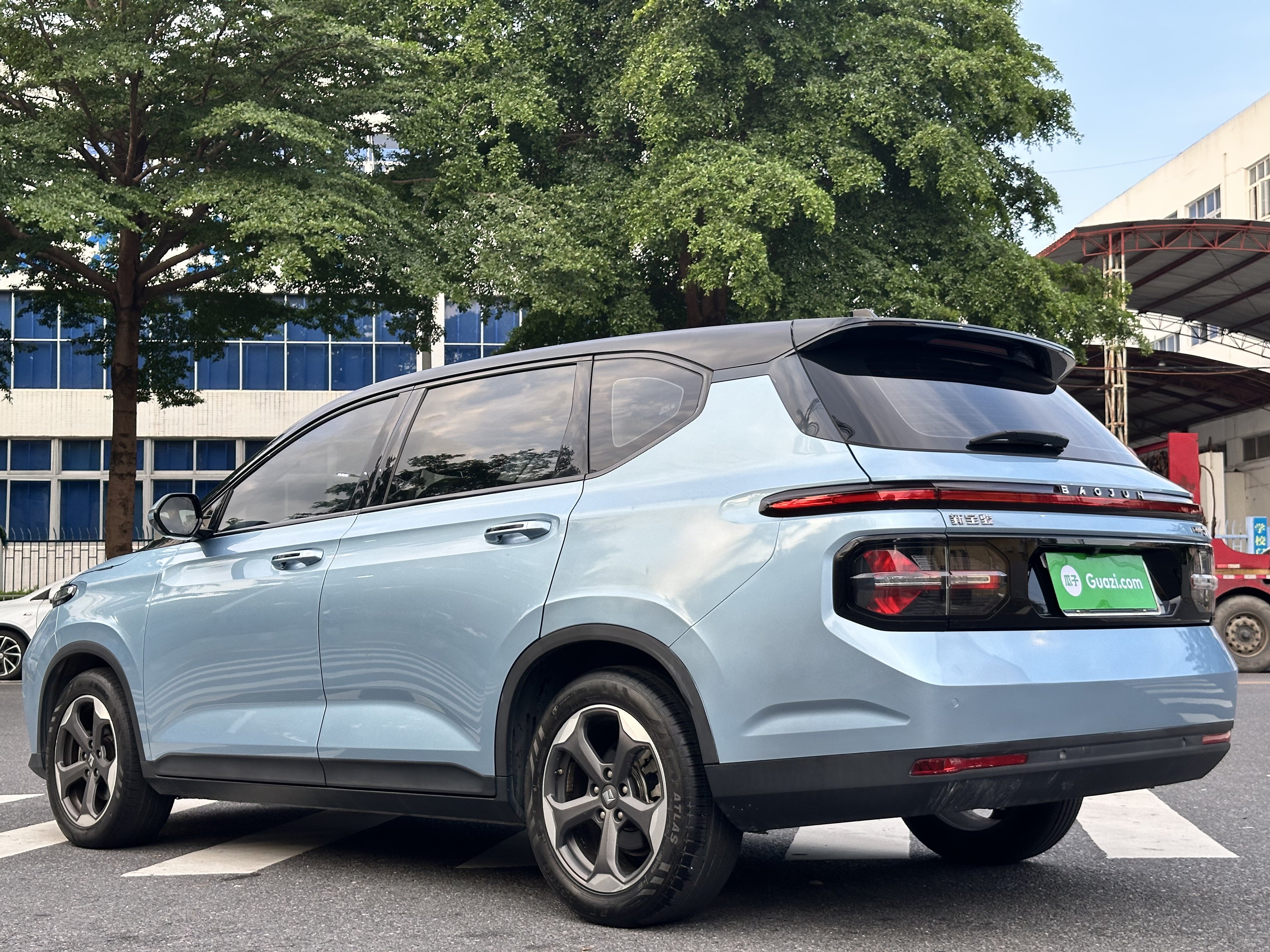 Baojun RM-5 side profile