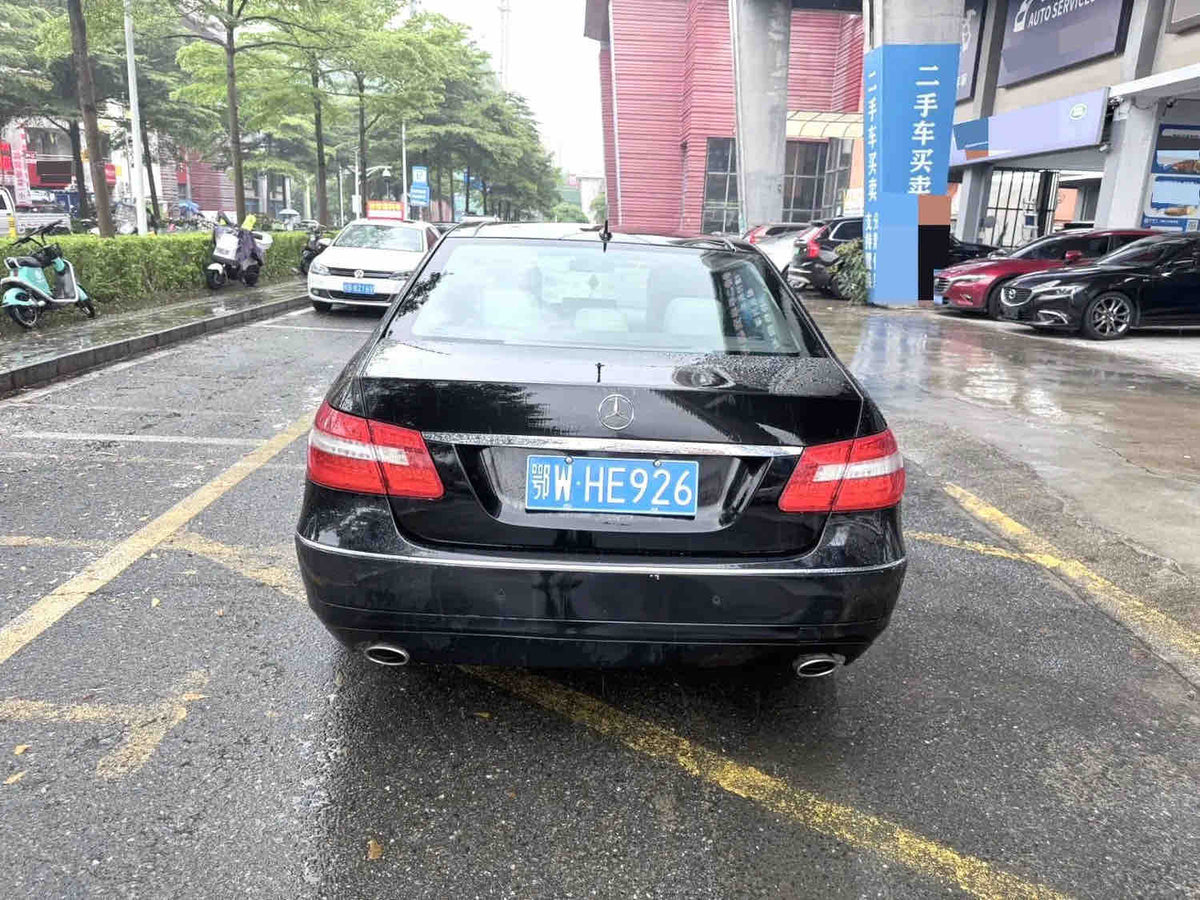 Used 2010 Mercedes-Benz E-Class E300 3.0L Luxury Automatic Sedan, Euro 4, Petrol, FOB Shenzhen For Export