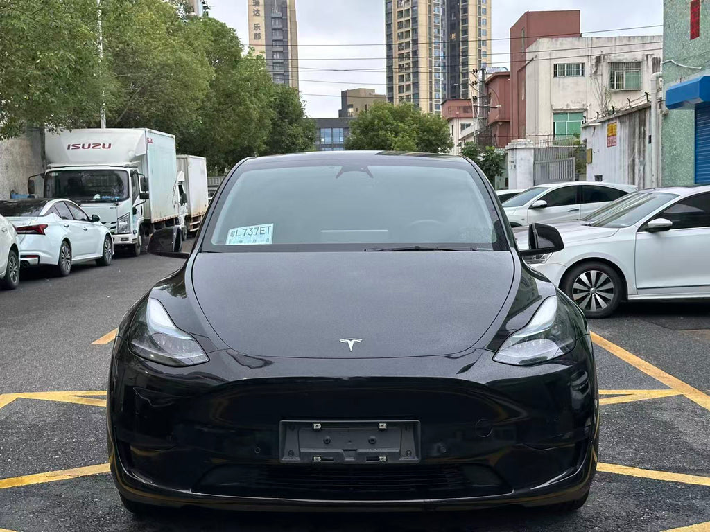 Tesla Model Y 2022 front view black