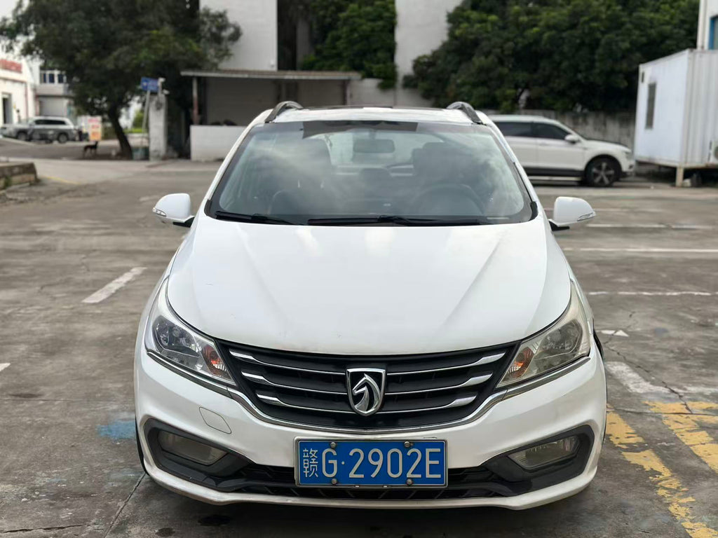 Baojun 310 2016 1.2L Manual Luxury Edition – White Hatchback | Export Ready