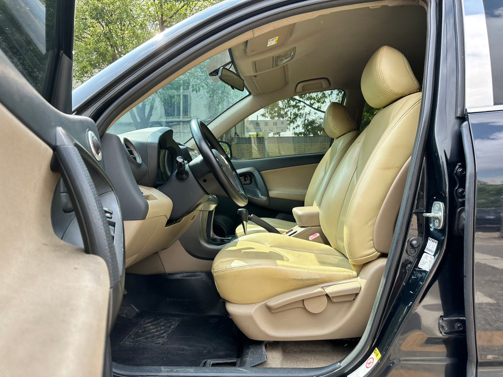 2011 Toyota RAV4 - rear interior / back seats
