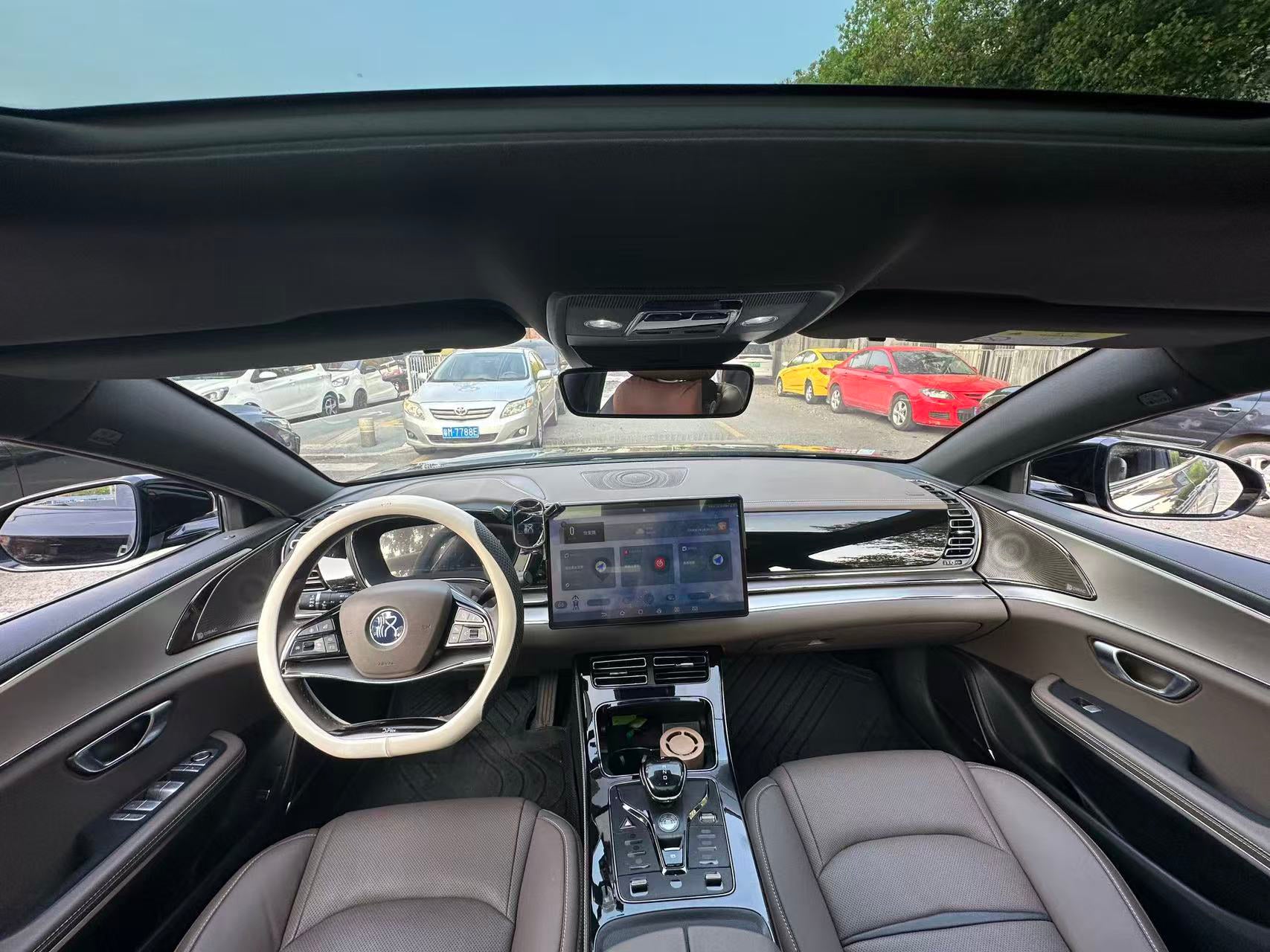 BYD Han 2020 DM - Additional view