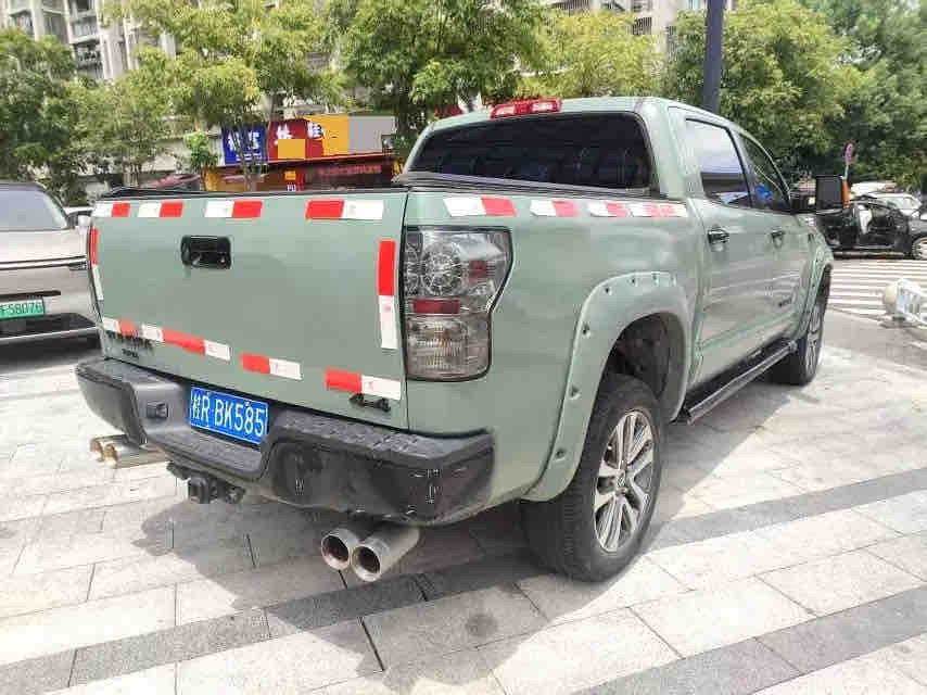 Used 2011 Toyota Tundra 5.7L Standard Automatic Pickup Truck LHD For Export