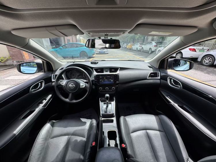 2019 Nissan Sylphy White - Rear 3/4 View