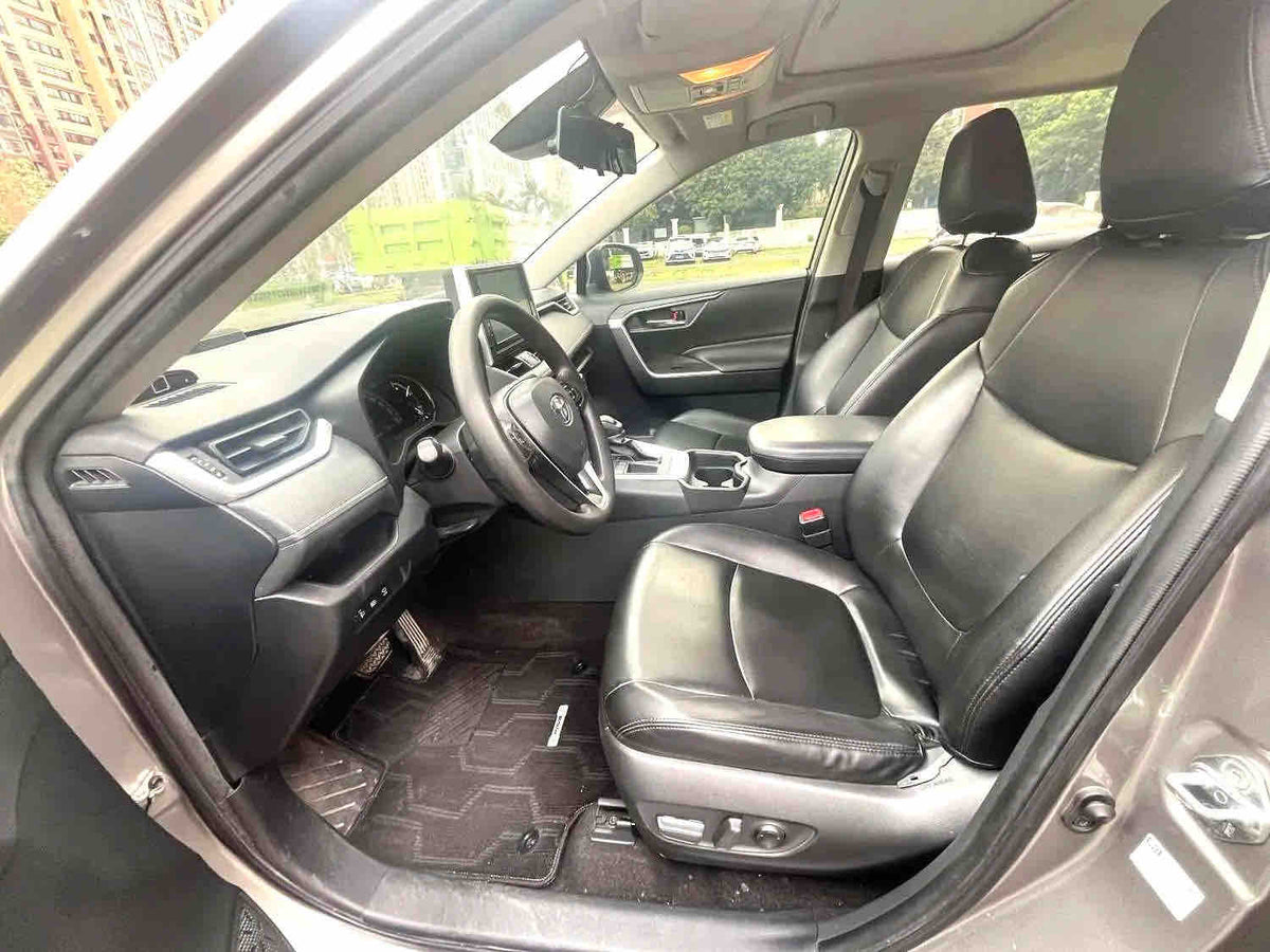 Used 2020 Toyota RAV4 2.0L 2WD Fashion PLUS SUV