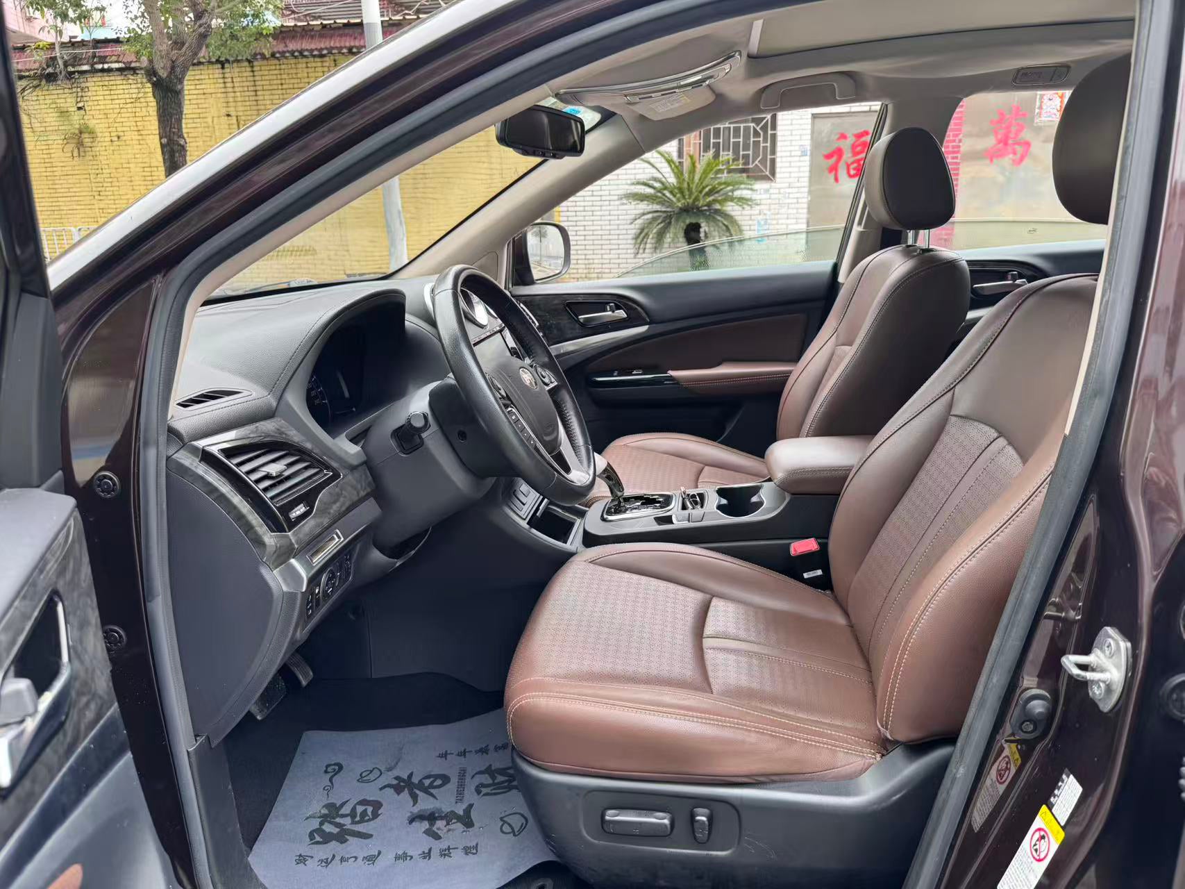 FOB Shenzhen Used 2016 BYD S7 Premium 2.0T Wet Dual Clutch 5-Door 7-Seater FWD Midsize SUV Low Mileage Export Car