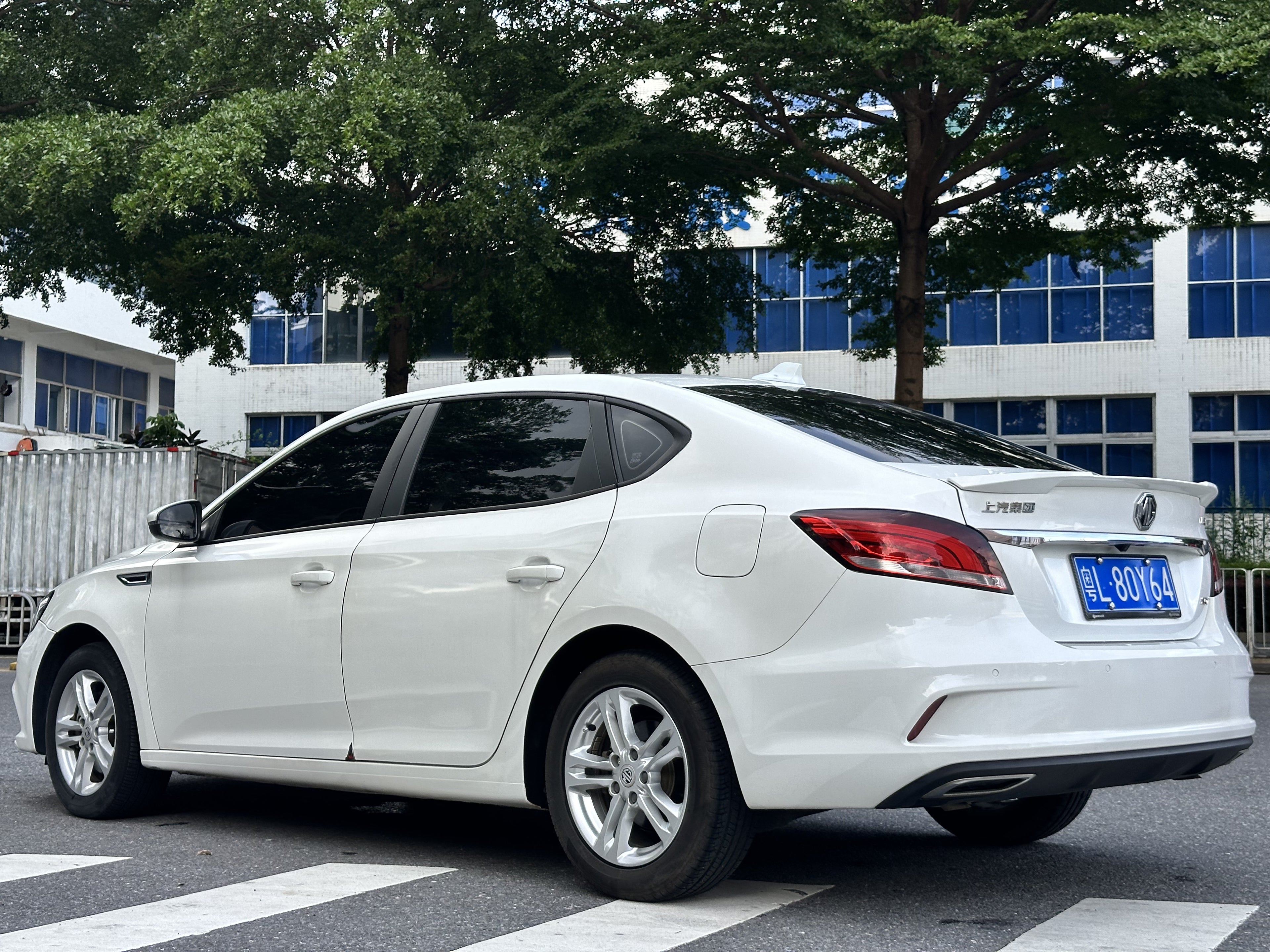 MG 6 2017 additional exterior view
