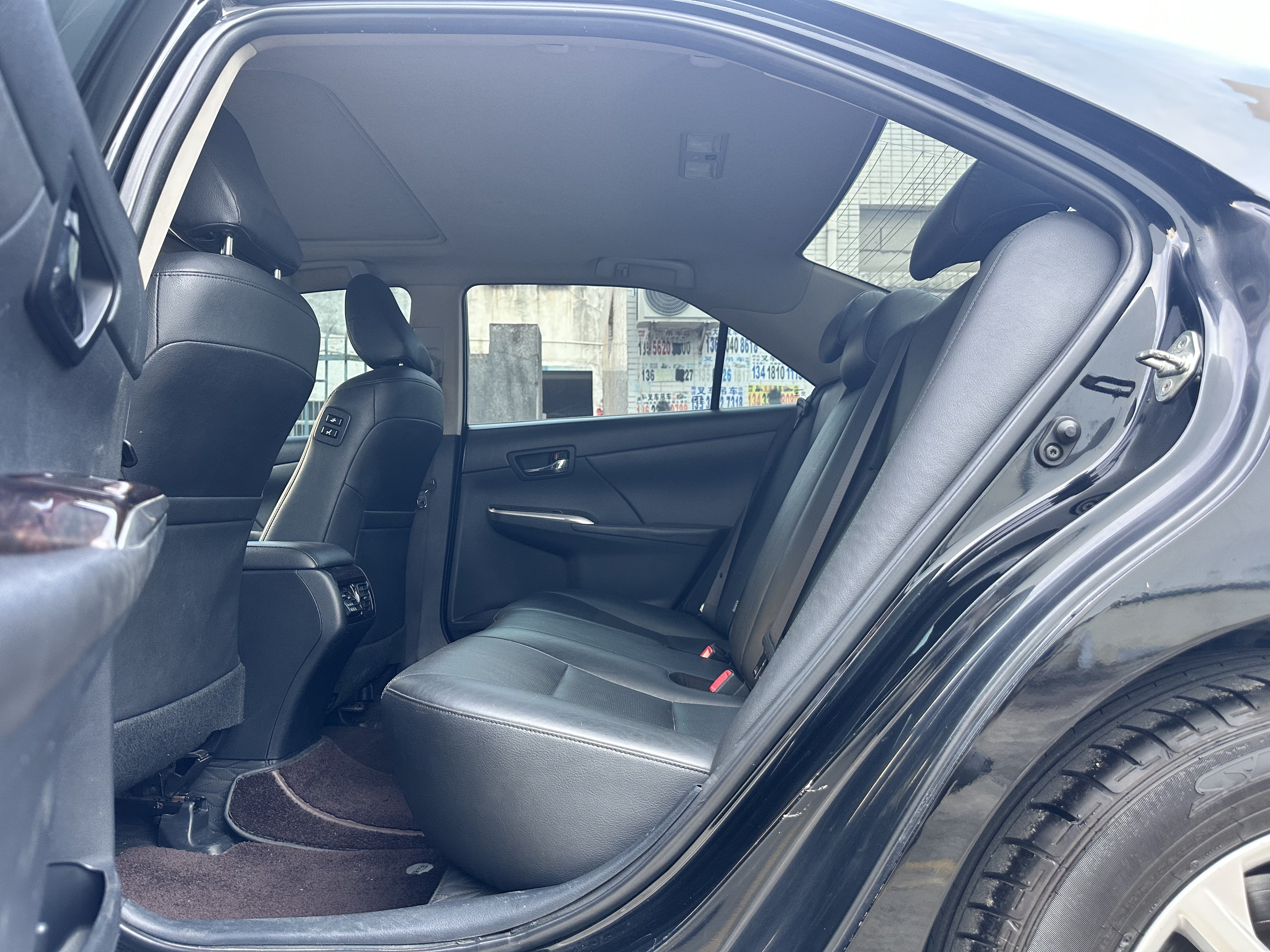 Toyota Camry 2015 photo