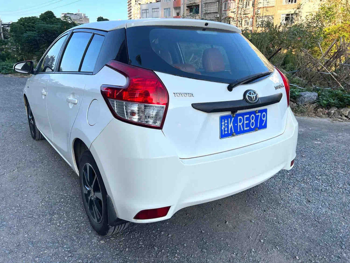 Used 2014 Toyota Yaris L Zhixuan 1.3E Manual Sedan, White, 120,000 km