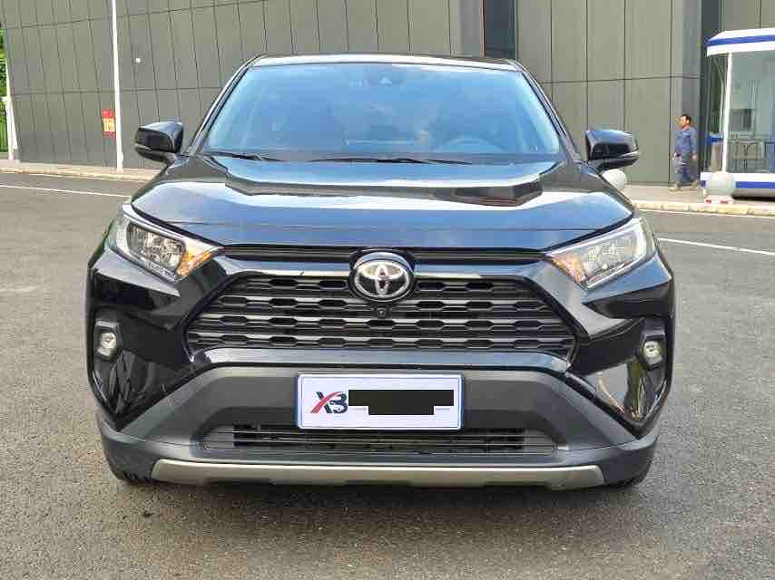 Toyota RAV4 2024 2.0L CVT 2WD Fashion Edition SUV, Gasoline, 15,000km, For Export