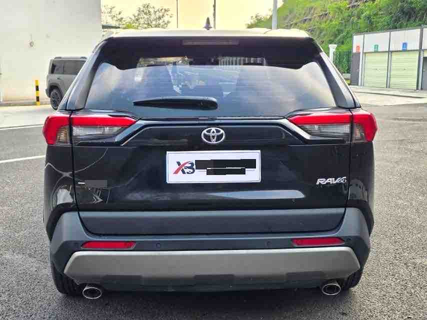Toyota RAV4 2024 2.0L CVT 2WD Fashion Edition SUV, Gasoline, 15,000km, For Export