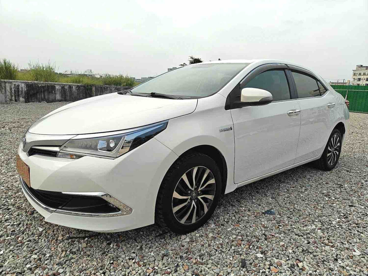 Used 2017 Toyota Corolla Hybrid 1.8L CVT Leading Sedan
