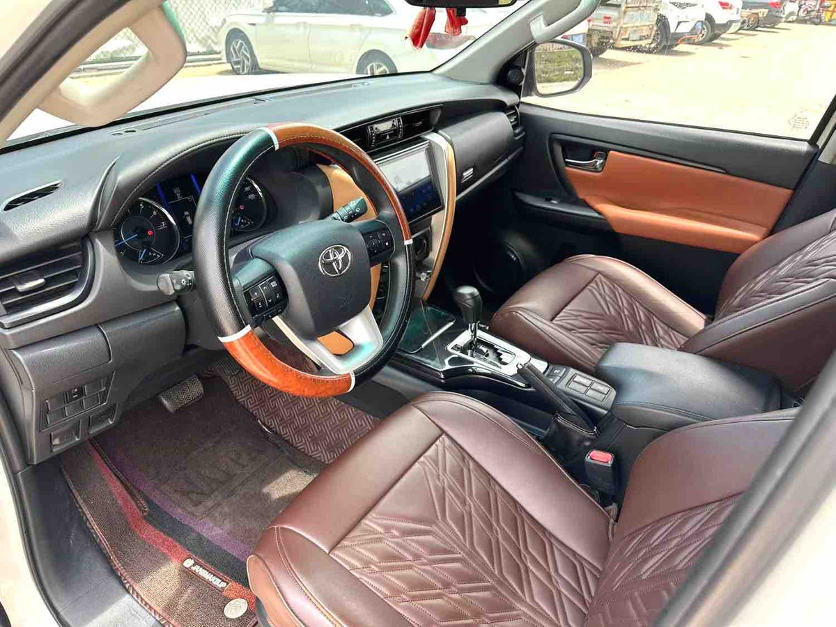 Used 2019 Toyota Fortuner 2.7 EXR Middle East Version Automatic SUV, 48,000km, White, Left Hand Drive For Export
