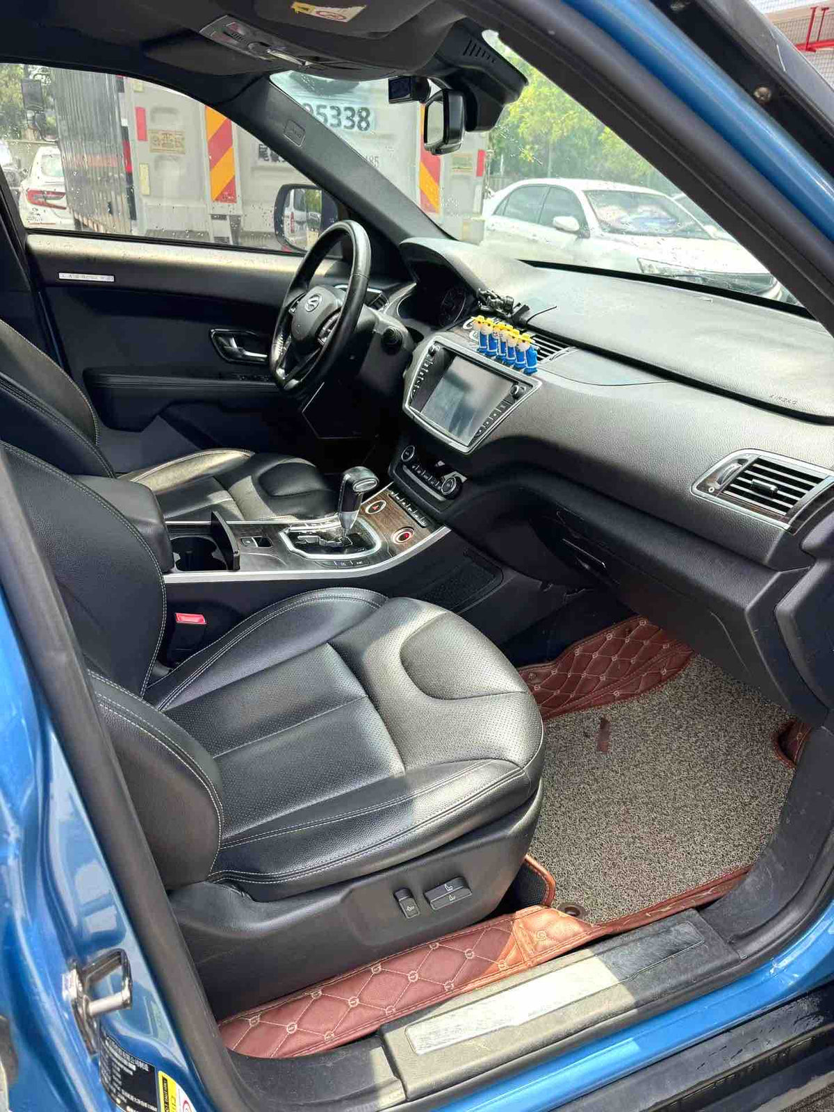 Used 2015 Landwind X7 2.0T Panoramic Flagship Automatic SUV, 84,000 km, Blue, For Export from China