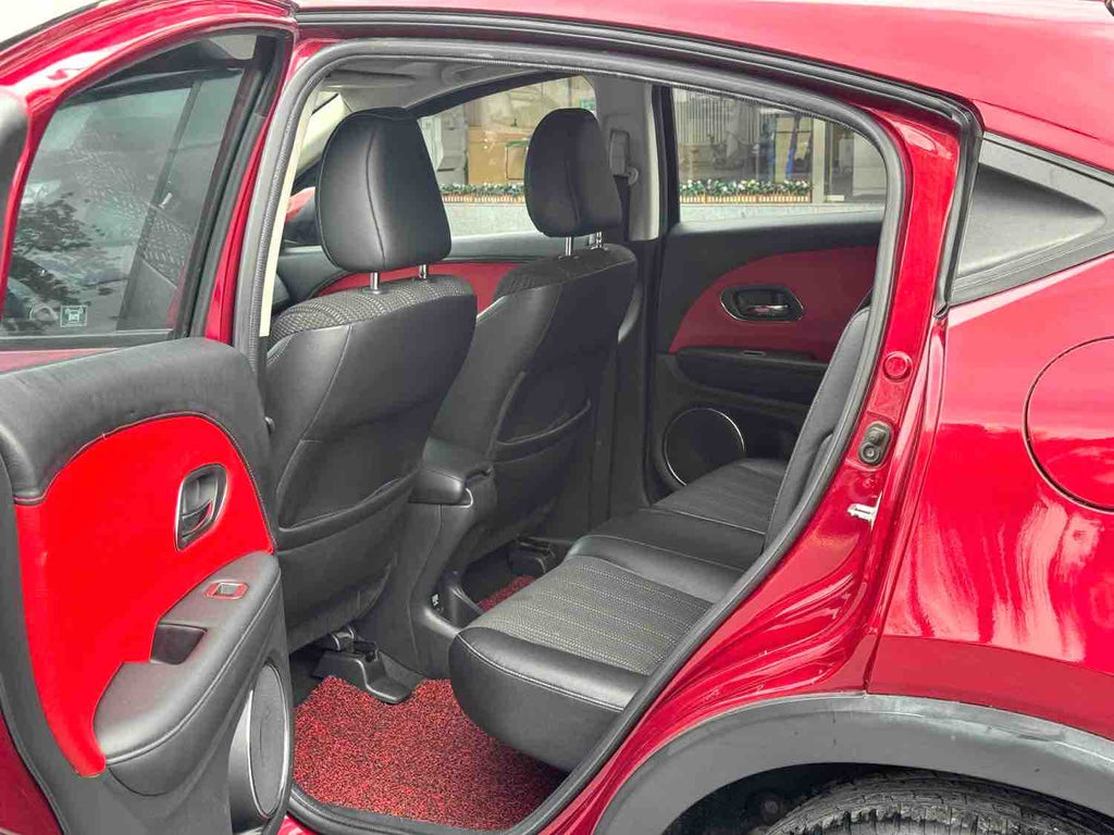 Used 2015 Honda Vezel 1.8L CVT 2WD Luxury SUV, 130,000km, Red