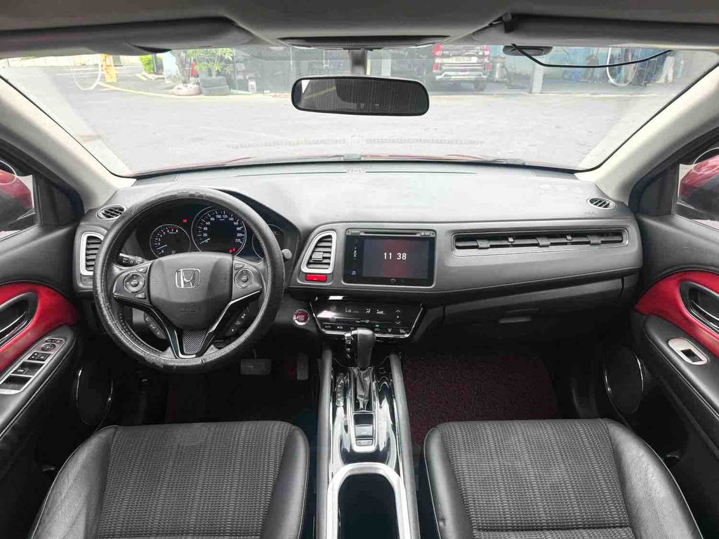 Used 2015 Honda Vezel 1.8L CVT 2WD Luxury SUV, 130,000km, Red