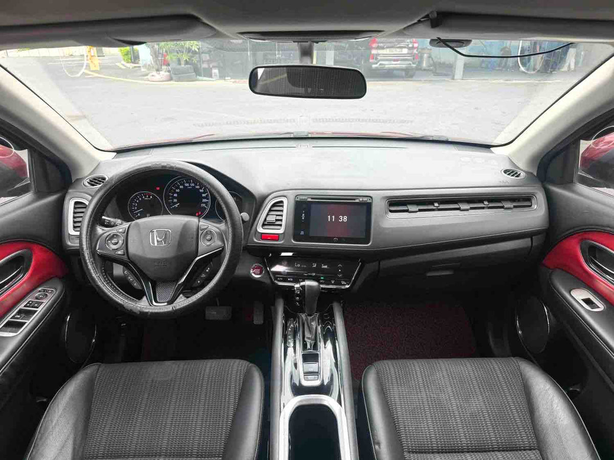 Used 2015 Honda Vezel 1.8L CVT 2WD Luxury SUV, 130,000km, Red
