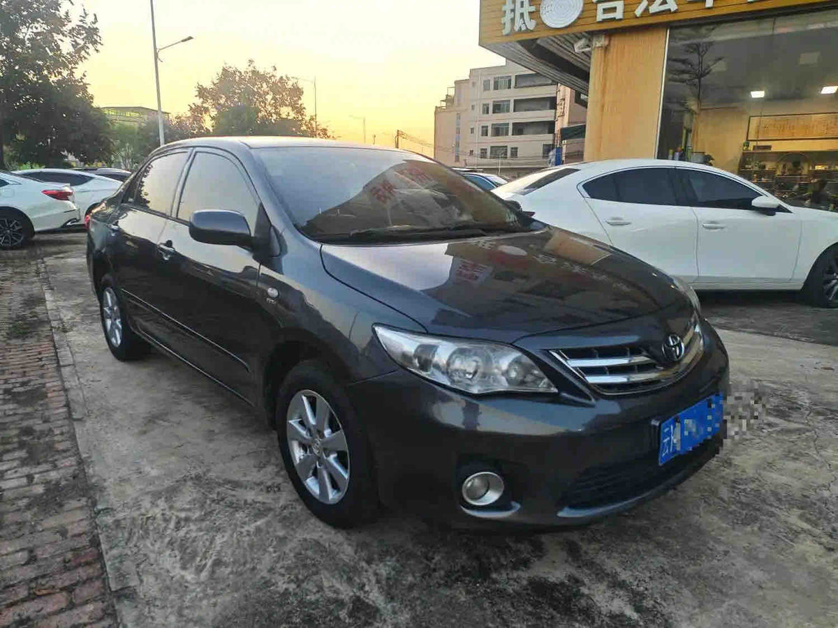 Used 2013 Toyota Corolla 1.6 GL Special Edition Sedan (Reg. 2014) For Export, 140,000 KM