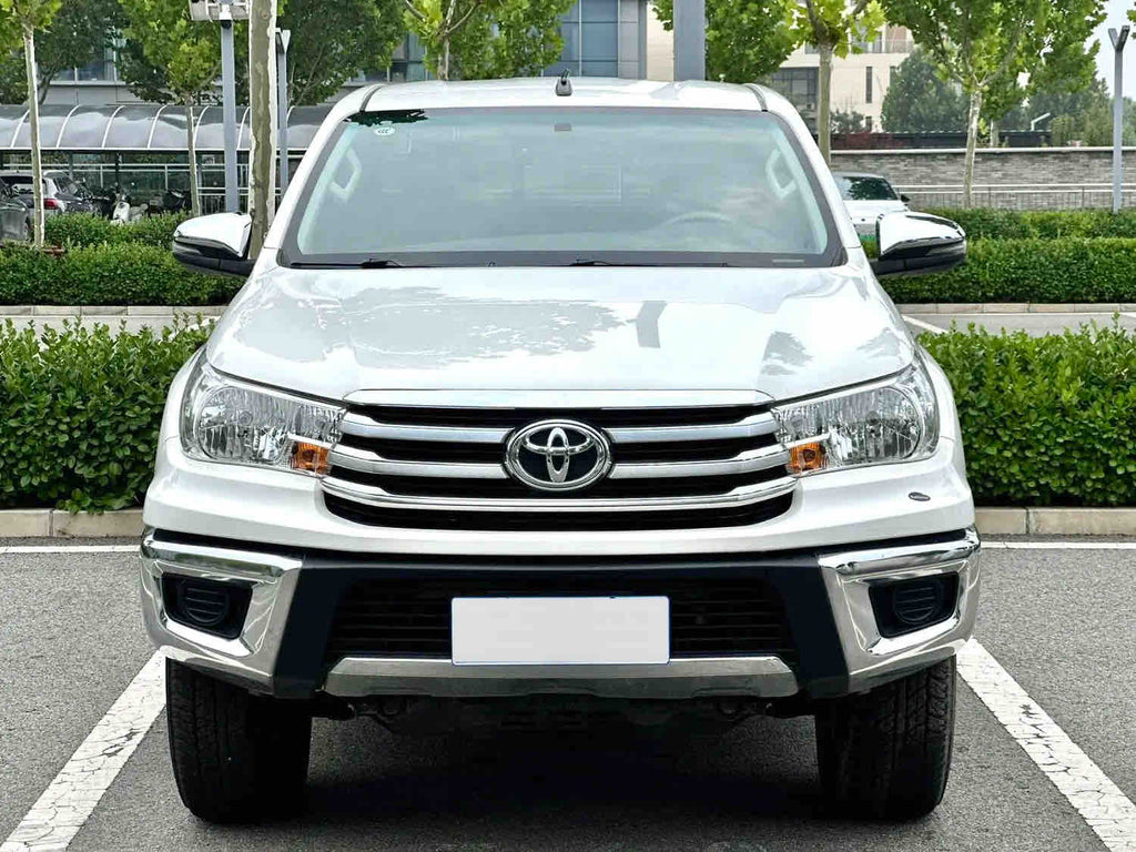 Used 2015 Toyota Hilux Middle East Spec 2.7L Automatic Pickup Truck (Reg. 2019) For Export, 79,000 KM